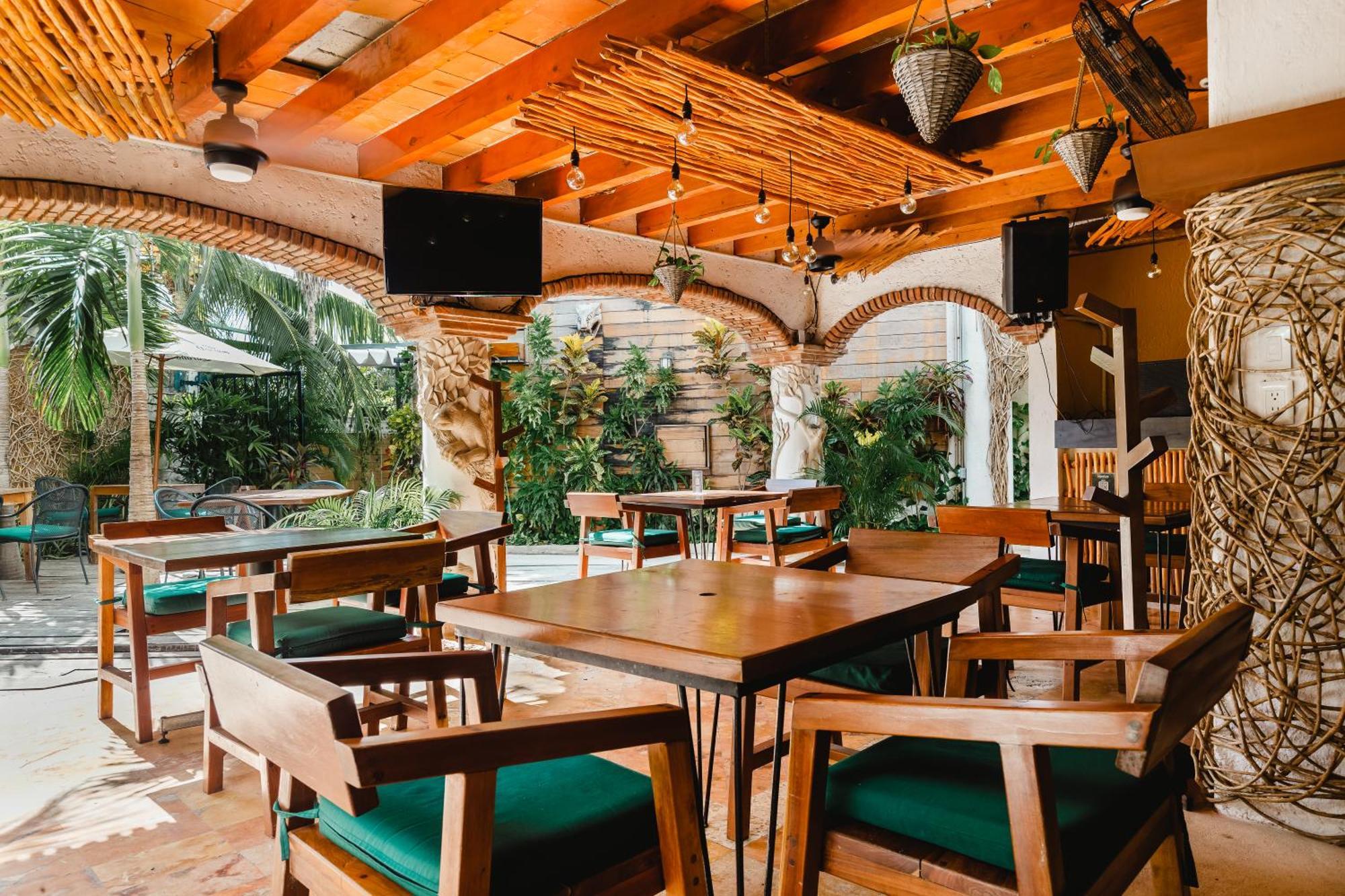 Enigmatic Hotel Experience Cancun Bagian luar foto